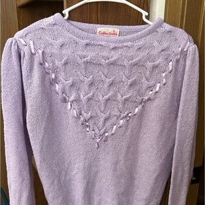 Women’s vintage sweater. Pretty purple color with unique design